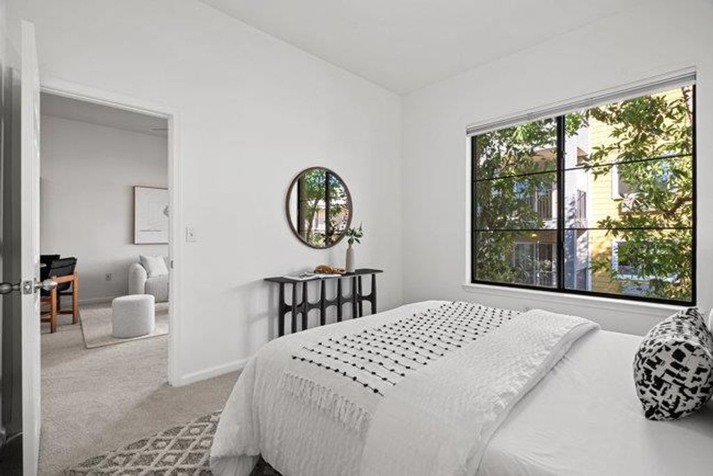 Image 11 of property listing at 1060 S 3rd Street 379, San Jose, CA 95112