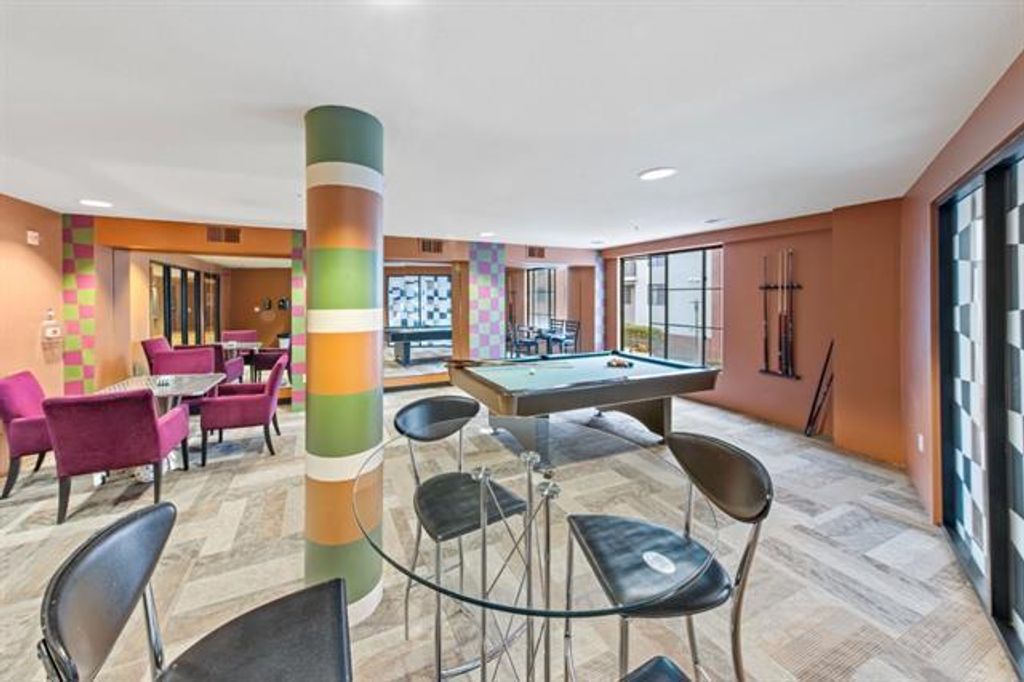 Image 26 of property listing at 1060 S 3rd Street 379, San Jose, CA 95112