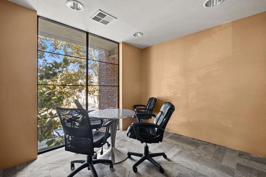 Image 28 of property listing at 1060 S 3rd Street 379, San Jose, CA 95112