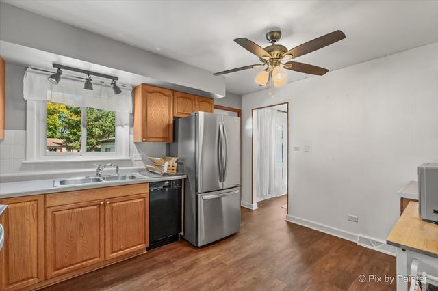549 Forest Preserve Drive, Wood Dale, IL 60191