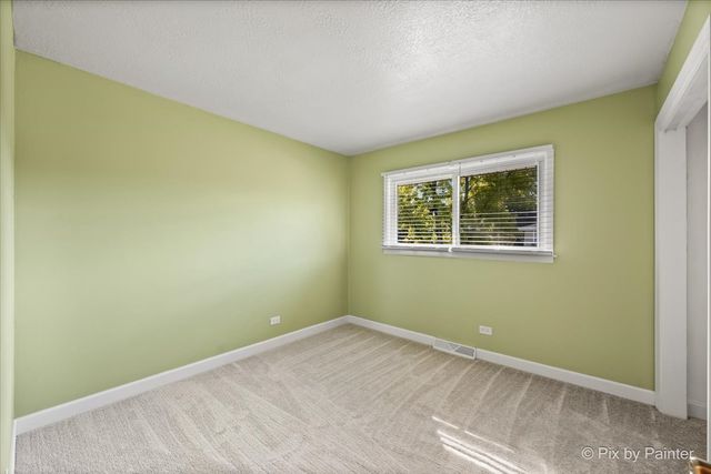 549 Forest Preserve Drive, Wood Dale, IL 60191