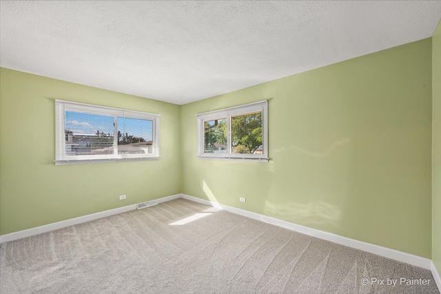 549 Forest Preserve Drive, Wood Dale, IL 60191