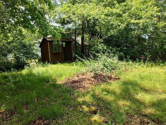 15 Manomet Beach Blvd, Plymouth, MA 02360