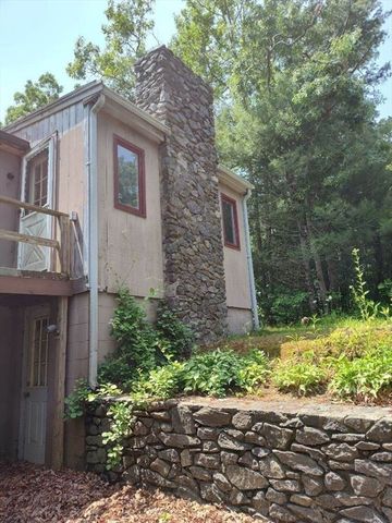 15 Manomet Beach Blvd, Plymouth, MA 02360