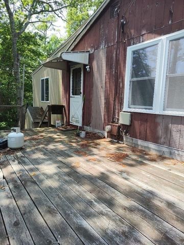 15 Manomet Beach Blvd, Plymouth, MA 02360