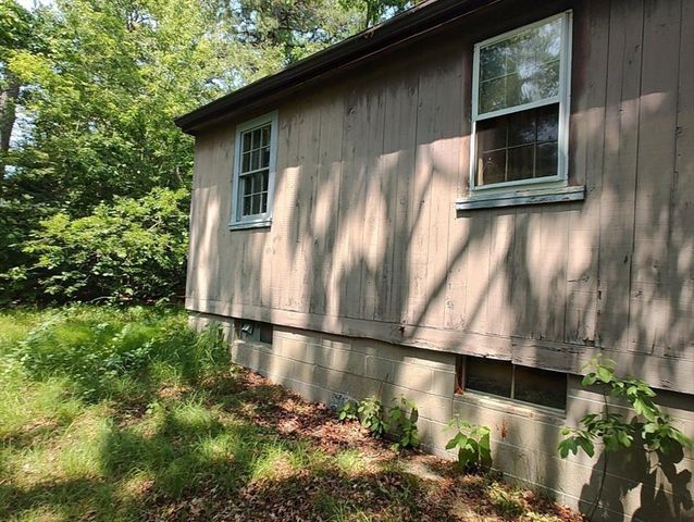 15 Manomet Beach Blvd, Plymouth, MA 02360
