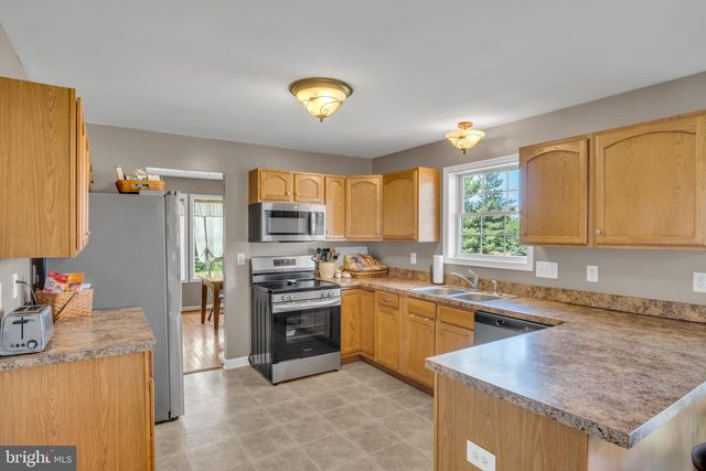 21 WADSWORTH DR, East Berlin, PA 17316
