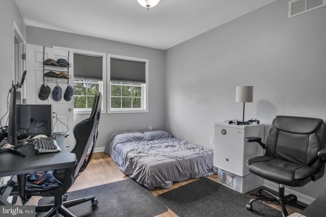 21 WADSWORTH DR, East Berlin, PA 17316