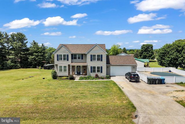 21 WADSWORTH DR, East Berlin, PA 17316