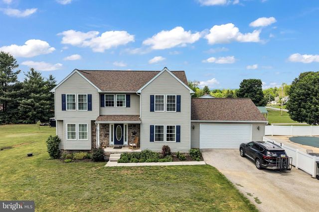 21 WADSWORTH DR, East Berlin, PA 17316