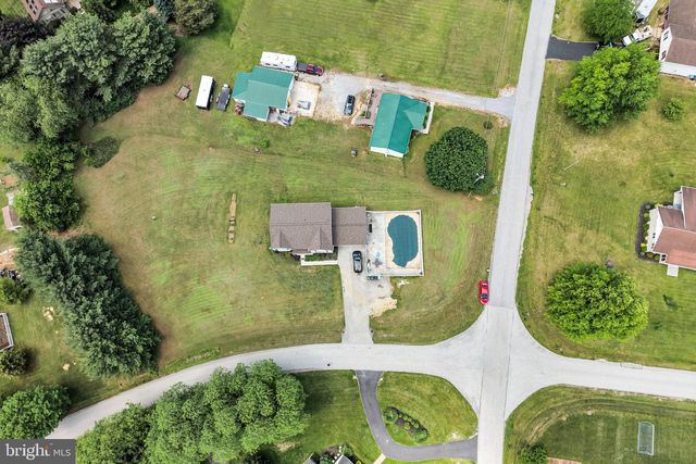 21 WADSWORTH DR, East Berlin, PA 17316