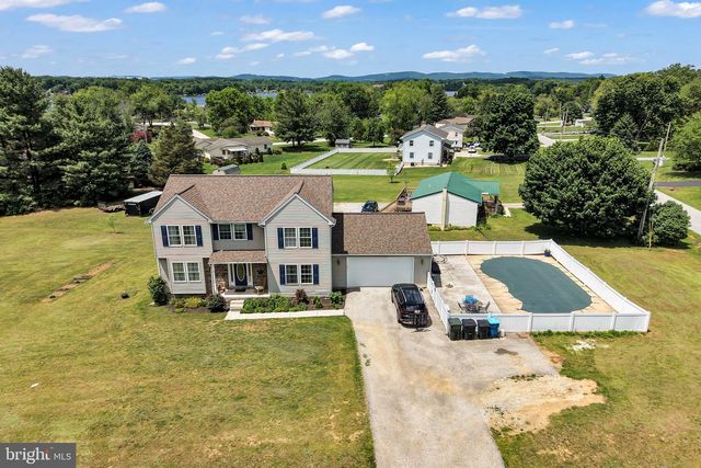 21 WADSWORTH DR, East Berlin, PA 17316