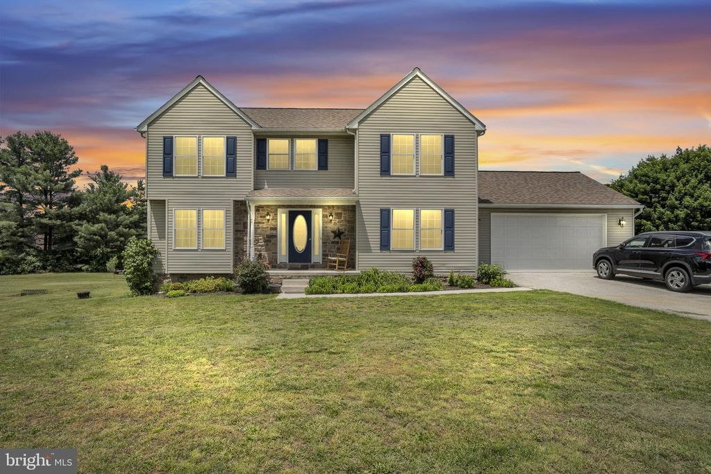 21 WADSWORTH DR, East Berlin, PA 17316