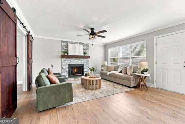 690 Ruxbury Court, Suwanee, GA 30024
