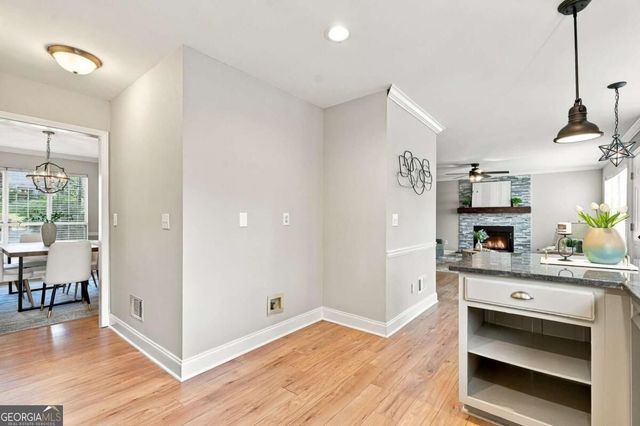690 Ruxbury Court, Suwanee, GA 30024