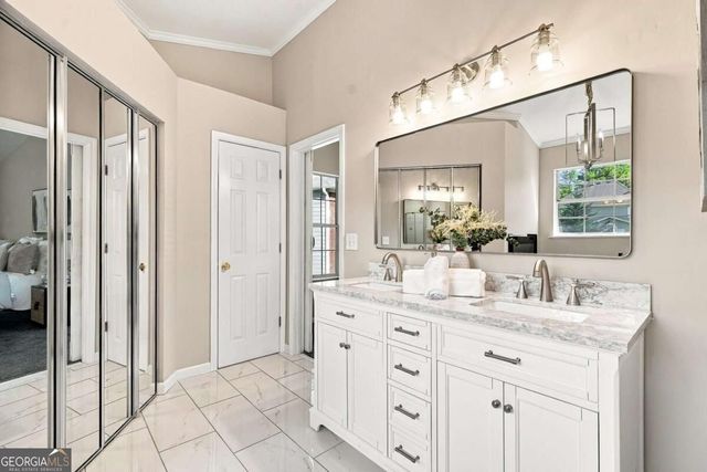 690 Ruxbury Court, Suwanee, GA 30024