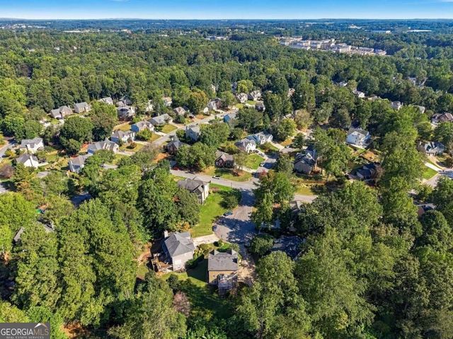 690 Ruxbury Court, Suwanee, GA 30024