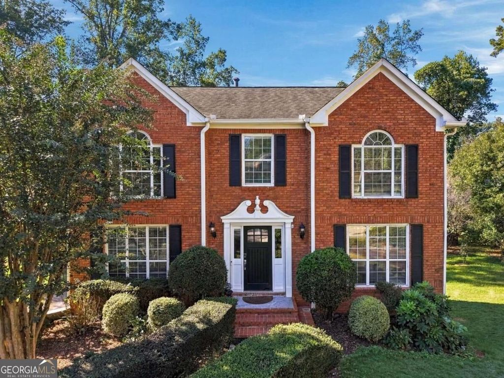 690 Ruxbury Court, Suwanee, GA 30024 — exterior