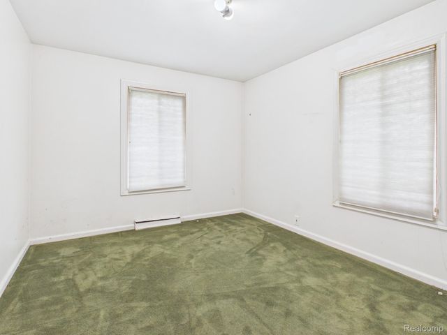 33 Davis Lake Road, Mayfield Township, MI 48446