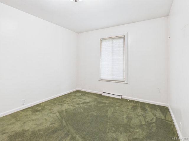 33 Davis Lake Road, Mayfield Township, MI 48446
