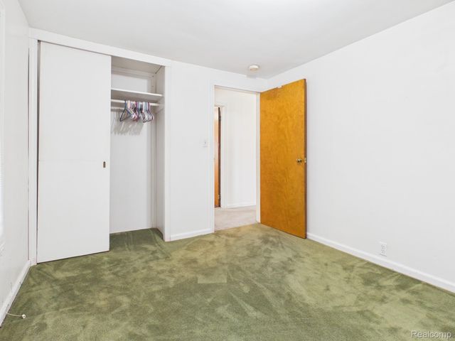 33 Davis Lake Road, Mayfield Township, MI 48446