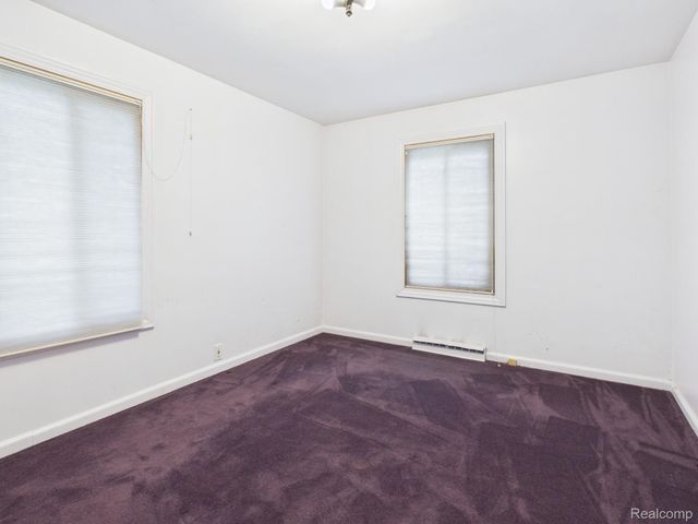 33 Davis Lake Road, Mayfield Township, MI 48446