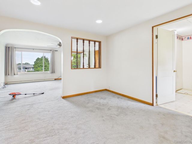 33 Davis Lake Road, Mayfield Township, MI 48446