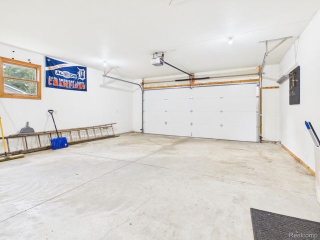 33 Davis Lake Road, Mayfield Township, MI 48446