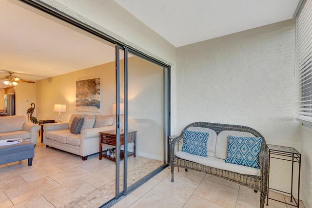 350 S POLK DRIVE 302, Sarasota, FL 34236