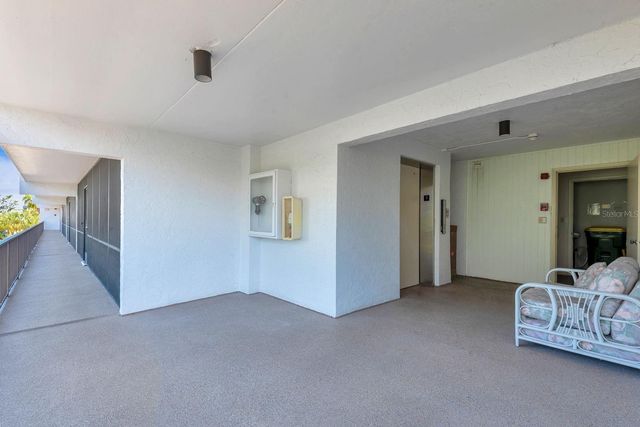 350 S POLK DRIVE 302, Sarasota, FL 34236