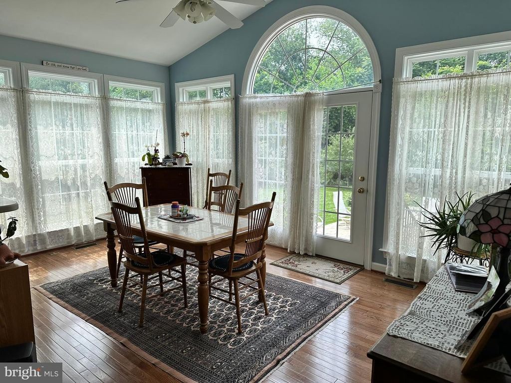 221 POLARIS DR, Walkersville, MD 21793
