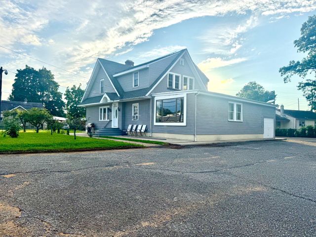 4517 ROUTE 130 S, Burlington, NJ 08016
