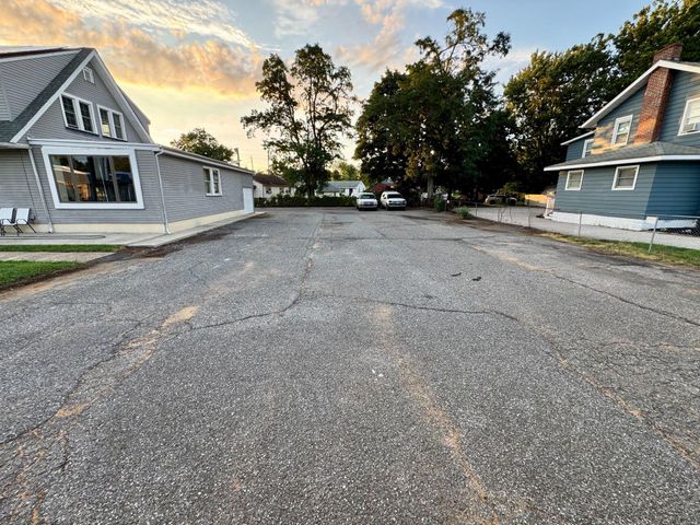 4517 ROUTE 130 S, Burlington, NJ 08016