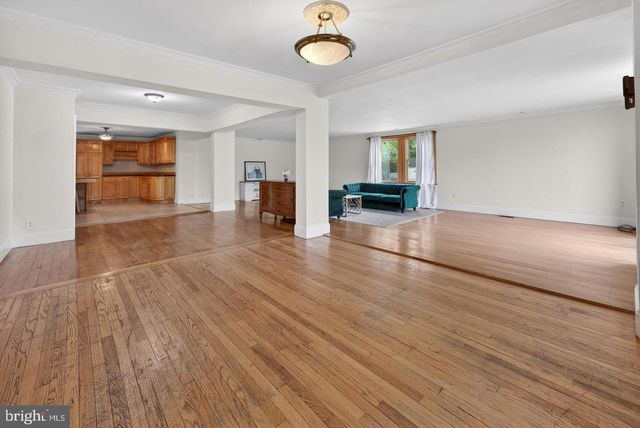 4517 ROUTE 130 S, Burlington, NJ 08016