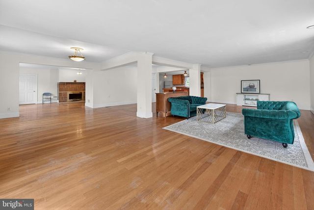 4517 ROUTE 130 S, Burlington, NJ 08016