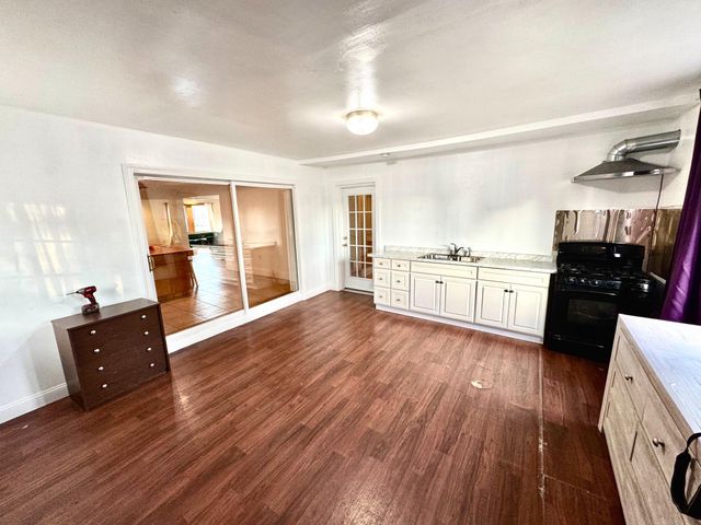 4517 ROUTE 130 S, Burlington, NJ 08016