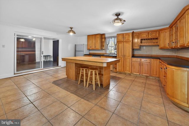 4517 ROUTE 130 S, Burlington, NJ 08016