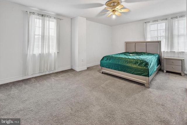 4517 ROUTE 130 S, Burlington, NJ 08016