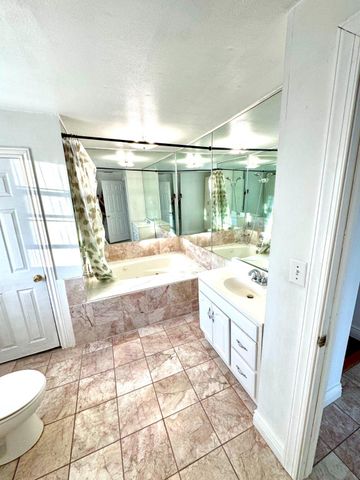 4517 ROUTE 130 S, Burlington, NJ 08016