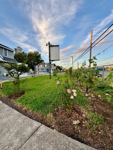 4517 ROUTE 130 S, Burlington, NJ 08016