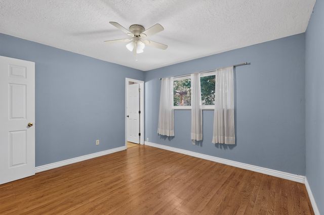 2916 Calle De Pinos Altos, Santa Fe, NM 87507