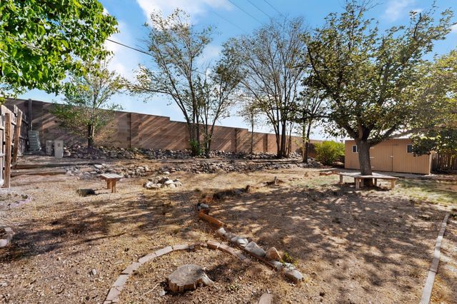 2916 Calle De Pinos Altos, Santa Fe, NM 87507