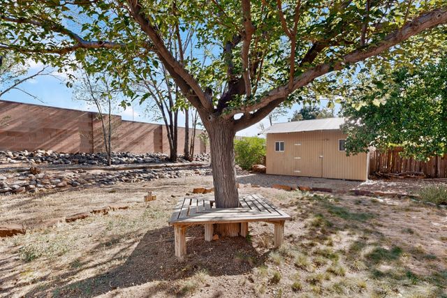 2916 Calle De Pinos Altos, Santa Fe, NM 87507