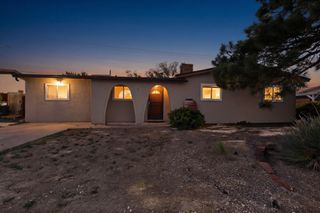 2916 Calle De Pinos Altos, Santa Fe, NM 87507