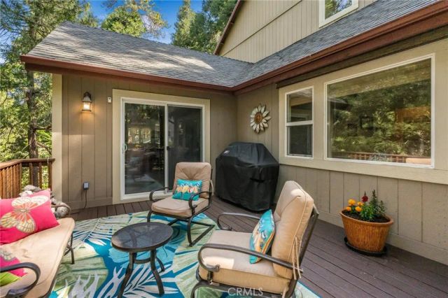 24380 Horst, Crestline, CA 92325