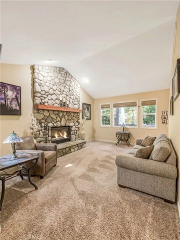 24380 Horst, Crestline, CA 92325