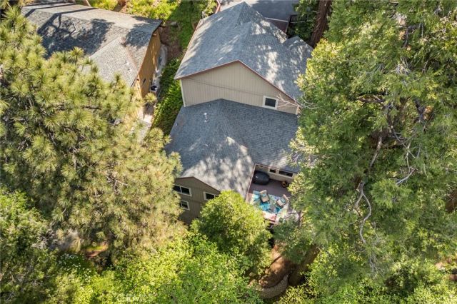 24380 Horst, Crestline, CA 92325