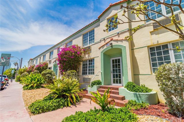 741 15th St, Miami Beach, FL 33139