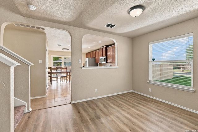 330 ANN DR, Converse, TX 78109