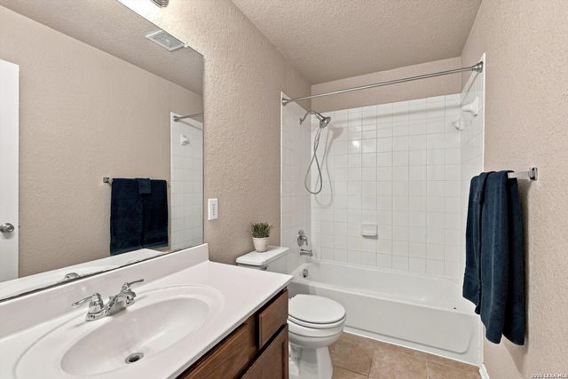 330 ANN DR, Converse, TX 78109